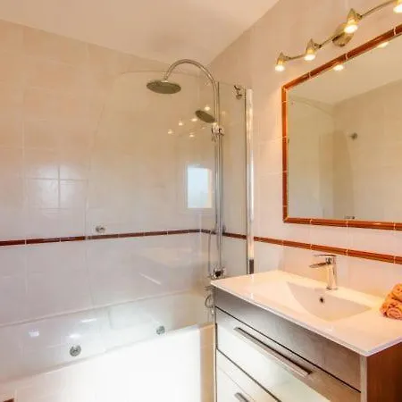 Can Picafort Holiday Sleeps 5 With Air Con And Wifi Hébergement de vacances