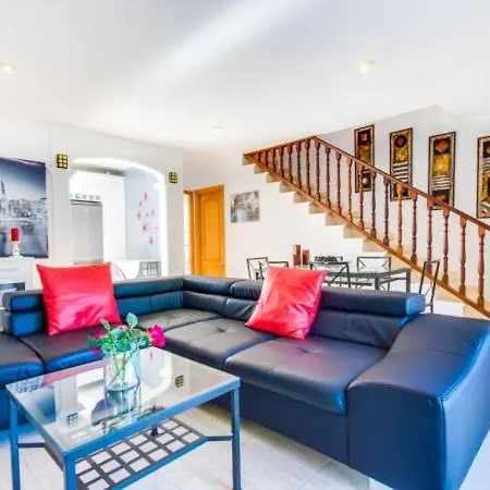 Can Picafort Holiday Sleeps 5 With Air Con And Wifi * Can Picafort (Mallorca)